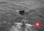 Standbild USA Minesweeper in Betrieb Zweiten Weltkrieg Pacific Theater, 1943, aus Sekunde 47 historischem Filmmaterial Videoclip 65675049213