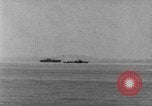 Standbild Amphibious Cargo Schiff Pacific Theater, 1943, aus Sekunde 5 historischem Filmmaterial Videoclip 65675049214
