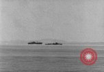 Standbild Amphibious Cargo Schiff Pacific Theater, 1943, aus Sekunde 7 historischem Filmmaterial Videoclip 65675049214