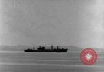 Standbild Amphibious Cargo Schiff Pacific Theater, 1943, aus Sekunde 14 historischem Filmmaterial Videoclip 65675049214