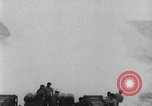 Standbild Amphibious Cargo Schiff Pacific Theater, 1943, aus Sekunde 23 historischem Filmmaterial Videoclip 65675049214