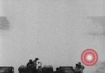 Standbild Amphibious Cargo Schiff Pacific Theater, 1943, aus Sekunde 25 historischem Filmmaterial Videoclip 65675049214