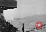 Standbild Amphibious Cargo Schiff Pacific Theater, 1943, aus Sekunde 49 historischem Filmmaterial Videoclip 65675049214