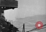 Standbild Amphibious Cargo Schiff Pacific Theater, 1943, aus Sekunde 50 historischem Filmmaterial Videoclip 65675049214