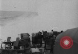 Standbild Amphibious Cargo Schiff Pacific Theater, 1943, aus Sekunde 56 historischem Filmmaterial Videoclip 65675049214