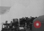 Standbild Amphibious Cargo Schiff Pacific Theater, 1943, aus Sekunde 61 historischem Filmmaterial Videoclip 65675049214