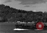 Immagine di Marina degli Stati Uniti incrociatori leggeri Guadalcanal nelle Isole Salomone, 1943, secondo 14 filmato di repertorio 65675049215