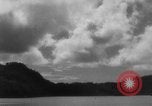 Immagine di Marina degli Stati Uniti incrociatori leggeri Guadalcanal nelle Isole Salomone, 1943, secondo 52 filmato di repertorio 65675049215