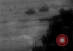 Standbild United States Navy Schiff Pacific Theater, 1943, aus Sekunde 4 historischem Filmmaterial Videoclip 65675049216