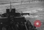 Standbild United States Navy Schiff Pacific Theater, 1943, aus Sekunde 60 historischem Filmmaterial Videoclip 65675049216
