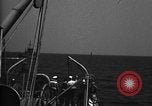 Standbild Hilfsmotor Minesweeper Atlantik, 1943, aus Sekunde 44 historischem Filmmaterial Videoclip 65675049220
