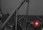 Standbild Hilfsmotor Minesweeper Atlantik, 1943, aus Sekunde 50 historischem Filmmaterial Videoclip 65675049220