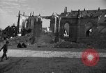 Standbild Valognes Frankreich komplett zerstört Zweiten Weltkrieg Frankreich, 1944, aus Sekunde 37 historischem Filmmaterial Videoclip 65675049233