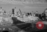 Standbild Valognes Frankreich komplett zerstört Zweiten Weltkrieg Frankreich, 1944, aus Sekunde 52 historischem Filmmaterial Videoclip 65675049233