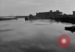 Standbild Beschädigter Anschluss in Zweiten Weltkrieg Cherbourg Frankreich, 1944, aus Sekunde 25 historischem Filmmaterial Videoclip 65675049235