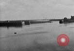 Standbild Beschädigter Anschluss in Zweiten Weltkrieg Cherbourg Frankreich, 1944, aus Sekunde 32 historischem Filmmaterial Videoclip 65675049235