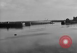 Standbild Beschädigter Anschluss in Zweiten Weltkrieg Cherbourg Frankreich, 1944, aus Sekunde 34 historischem Filmmaterial Videoclip 65675049235