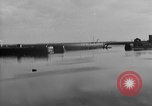 Standbild Beschädigter Anschluss in Zweiten Weltkrieg Cherbourg Frankreich, 1944, aus Sekunde 35 historischem Filmmaterial Videoclip 65675049235