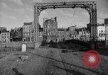 Standbild Beschädigter Anschluss in Zweiten Weltkrieg Cherbourg Frankreich, 1944, aus Sekunde 44 historischem Filmmaterial Videoclip 65675049235