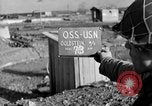 Immagine di Distrutto gli impianti portuali Cherbourg Normandia Francia, 1944, secondo 4 filmato di repertorio 65675049237