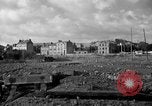 Immagine di Distrutto gli impianti portuali Cherbourg Normandia Francia, 1944, secondo 51 filmato di repertorio 65675049237