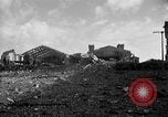 Immagine di Distrutto gli impianti portuali Cherbourg Normandia Francia, 1944, secondo 57 filmato di repertorio 65675049237