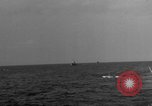 Standbild mine sweeping Aktivitäten Atlantik, 1943, aus Sekunde 13 historischem Filmmaterial Videoclip 65675049239
