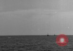 Standbild mine sweeping Aktivitäten Atlantik, 1943, aus Sekunde 25 historischem Filmmaterial Videoclip 65675049239