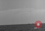 Standbild mine sweeping Aktivitäten Atlantik, 1943, aus Sekunde 27 historischem Filmmaterial Videoclip 65675049239
