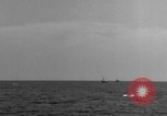 Standbild mine sweeping Aktivitäten Atlantik, 1943, aus Sekunde 29 historischem Filmmaterial Videoclip 65675049239