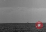 Standbild mine sweeping Aktivitäten Atlantik, 1943, aus Sekunde 43 historischem Filmmaterial Videoclip 65675049239