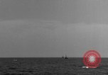 Standbild mine sweeping Aktivitäten Atlantik, 1943, aus Sekunde 46 historischem Filmmaterial Videoclip 65675049239