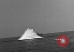 Standbild mine sweeping Aktivitäten Atlantik, 1943, aus Sekunde 49 historischem Filmmaterial Videoclip 65675049239