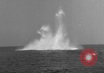 Standbild mine sweeping Aktivitäten Atlantik, 1943, aus Sekunde 54 historischem Filmmaterial Videoclip 65675049239