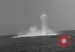 Standbild mine sweeping Aktivitäten Atlantik, 1943, aus Sekunde 55 historischem Filmmaterial Videoclip 65675049239