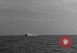 Standbild Hilfsmotor Minesweeper Atlantik, 1943, aus Sekunde 7 historischem Filmmaterial Videoclip 65675049240