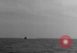 Standbild Hilfsmotor Minesweeper Atlantik, 1943, aus Sekunde 10 historischem Filmmaterial Videoclip 65675049240