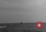 Standbild Hilfsmotor Minesweeper Atlantik, 1943, aus Sekunde 14 historischem Filmmaterial Videoclip 65675049240