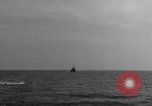 Standbild Hilfsmotor Minesweeper Atlantik, 1943, aus Sekunde 16 historischem Filmmaterial Videoclip 65675049240