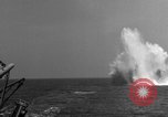 Standbild Hilfsmotor Minesweeper Atlantik, 1943, aus Sekunde 39 historischem Filmmaterial Videoclip 65675049240