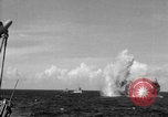 Standbild Hilfsmotor Minesweeper Atlantik, 1943, aus Sekunde 4 historischem Filmmaterial Videoclip 65675049241