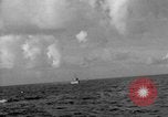 Standbild Hilfsmotor Minesweeper Atlantik, 1943, aus Sekunde 30 historischem Filmmaterial Videoclip 65675049241