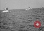 Standbild Hilfsmotor Minesweeper Atlantik, 1943, aus Sekunde 36 historischem Filmmaterial Videoclip 65675049241