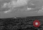 Standbild Hilfsmotor Minesweeper Atlantik, 1943, aus Sekunde 49 historischem Filmmaterial Videoclip 65675049241