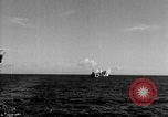 Standbild Hilfsmotor Minesweeper Atlantik, 1943, aus Sekunde 25 historischem Filmmaterial Videoclip 65675049242