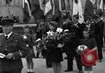 Standbild Bastille Day Celebrations Frankreich, 1944, aus Sekunde 15 historischem Filmmaterial Videoclip 65675049243
