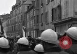Standbild Bastille Day Celebrations Frankreich, 1944, aus Sekunde 25 historischem Filmmaterial Videoclip 65675049243