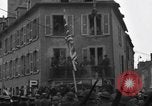 Standbild Bastille Day Celebrations Frankreich, 1944, aus Sekunde 28 historischem Filmmaterial Videoclip 65675049243