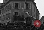 Standbild Bastille Day Celebrations Frankreich, 1944, aus Sekunde 33 historischem Filmmaterial Videoclip 65675049243
