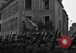 Standbild Bastille Day Celebrations Frankreich, 1944, aus Sekunde 35 historischem Filmmaterial Videoclip 65675049243
